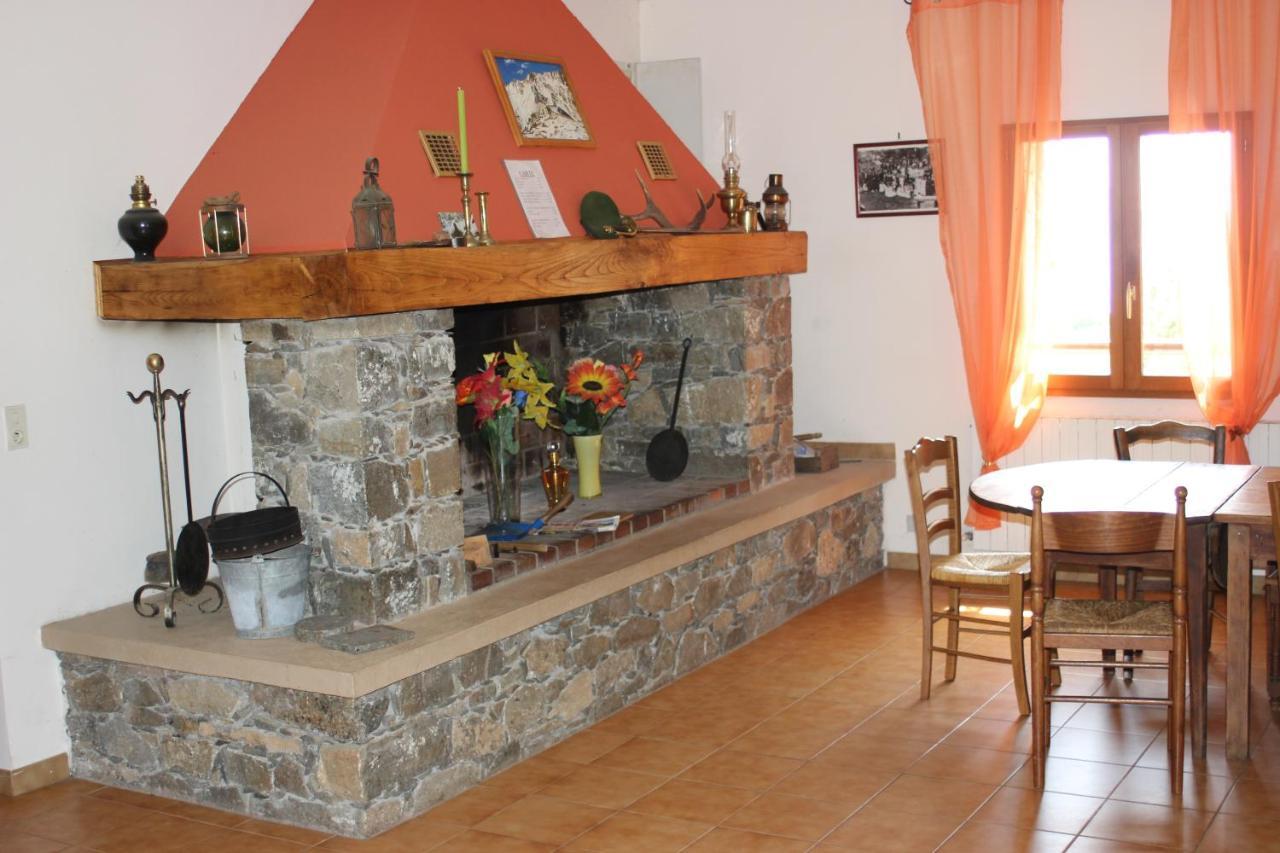 Chambre D'Hote "Chez Antoinette Et Charles" Santo-Pietro-di-Venaco Екстер'єр фото
