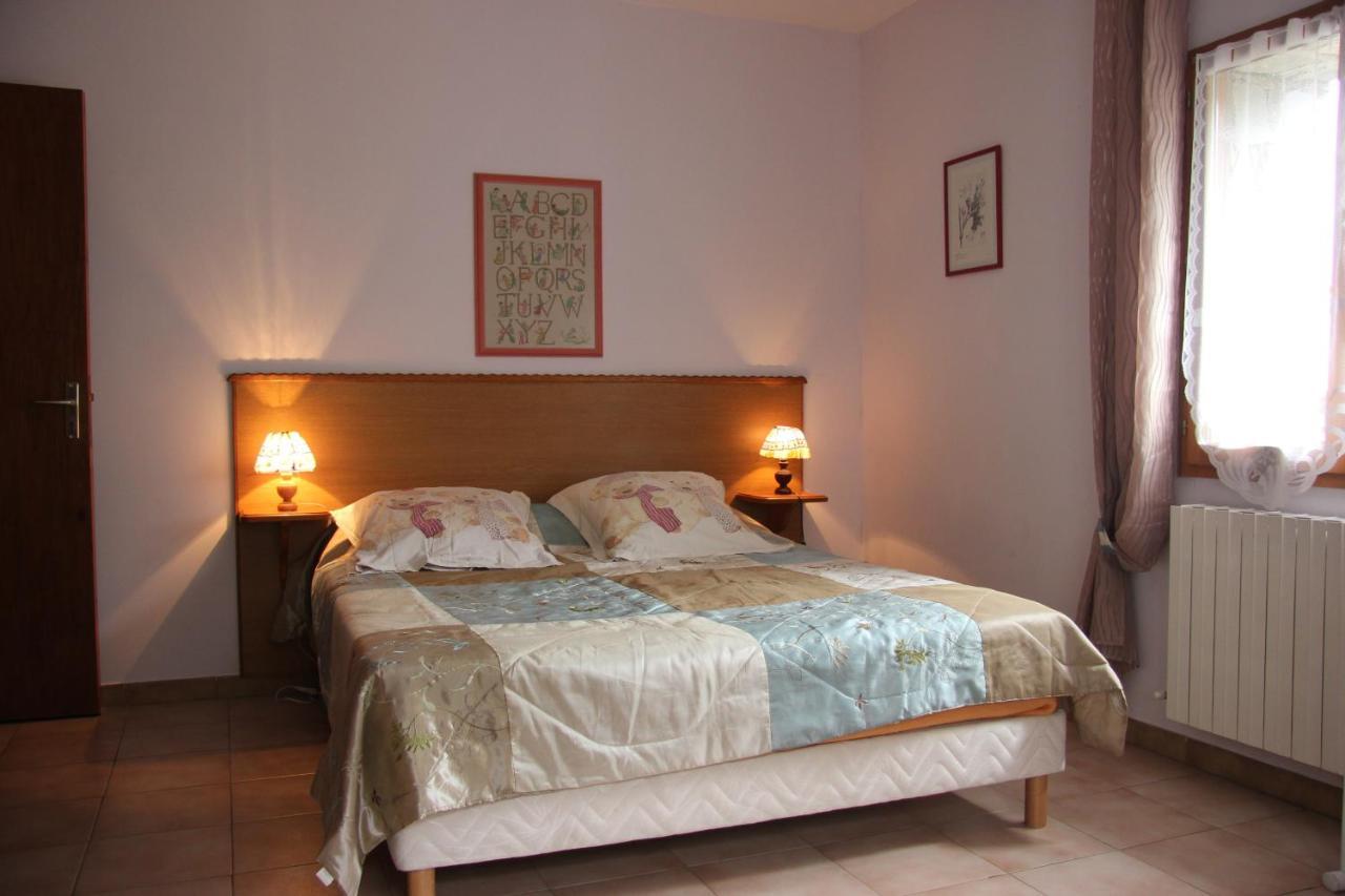 Chambre D'Hote "Chez Antoinette Et Charles" Santo-Pietro-di-Venaco Екстер'єр фото