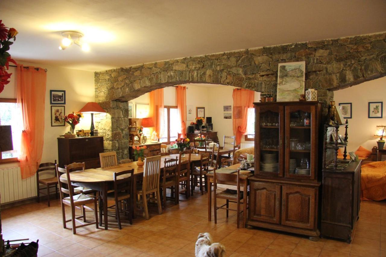 Chambre D'Hote "Chez Antoinette Et Charles" Santo-Pietro-di-Venaco Екстер'єр фото