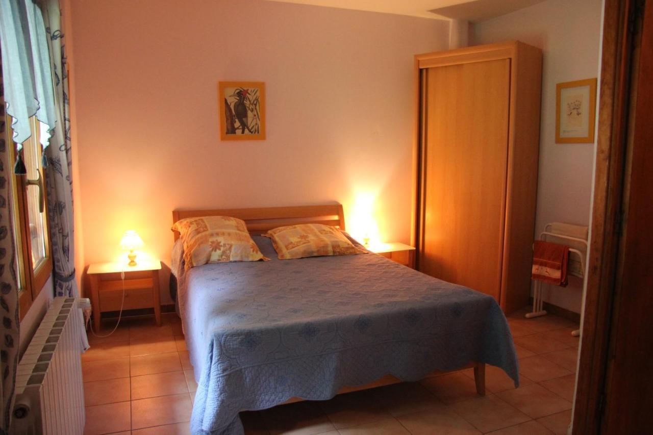 Chambre D'Hote "Chez Antoinette Et Charles" Santo-Pietro-di-Venaco Екстер'єр фото